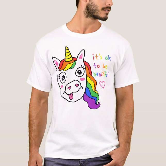 Det är ok att vara vacker rolig enfaldig regnbåge  t shirt (Framsida)