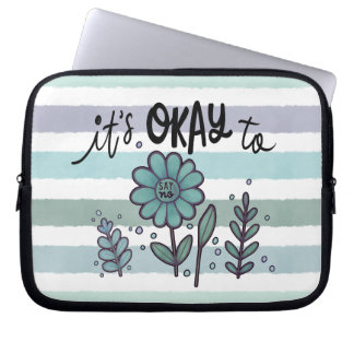 Det är okej att säga nej | Blommig Pastell Randig Laptop Fodral