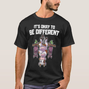 Det är okej att vara annorlunda Sei Anders Ko Bat  T Shirt