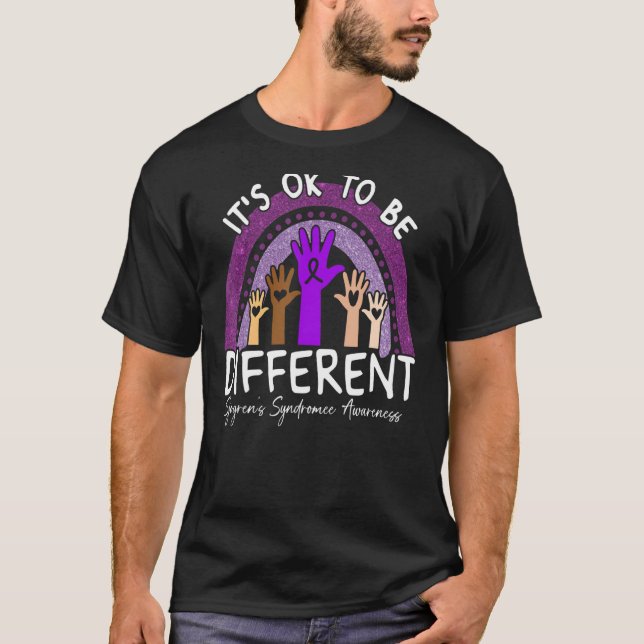 Det är okej att vara annorlunda Sjogrenu2019s Synd T Shirt (Framsida)