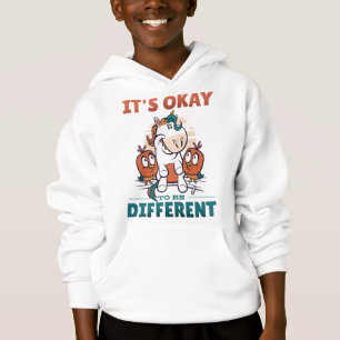 Det är okej att vara en annan inbjudan t shirt