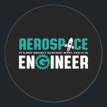 Det är Rocket Science. Runt Klistermärke<br><div class="desc">Aerospace-teknik. Det är inte raketvetenskap. Ja, det är det. Lustigt varuhus för ingenjör som kärlek humor, med citat och skämt. Utformning av coolan för bära på ditt jobb och visa din passion i flygplan, rymdfarkoster och raketvetenskap. Underbar gåva till pappa, far, mamma, mor, son, dotter, bror eller syster som valde...</div>