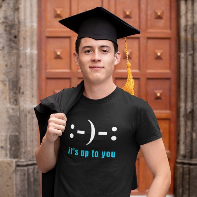 Det är upp till dig, Smile eller Frown, grafik T Shirt ("It's up to you" emoji t-shirt with young graduate. Comes in multiple shirt types, colors & sizes.)
