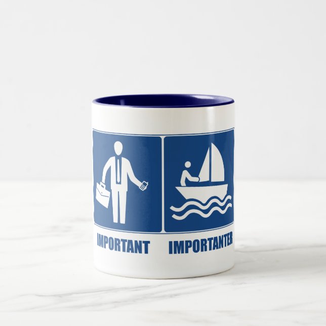 Det är viktigt att arbeta, att seglingen är viktig Två-Tonad mugg (Center)