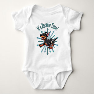 Det är Zoomie Time Dobermann Pinscher T Shirt
