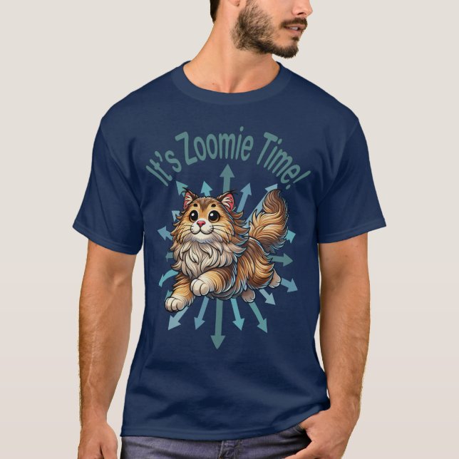 Det är Zoomie Time Norsk skogskatt T Shirt (Framsida)