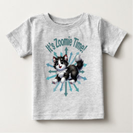 Det är Zoomie Time Söt svart-vit katt T Shirt