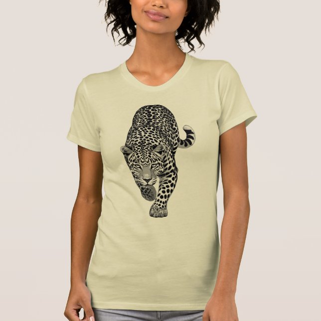 Det Bergs Vilda Leopard Jagar Byt Grafisk T Shirt (Framsida)