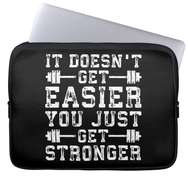 Det blir inte lätt, du blir bara starkare - gym laptop sleeve (Framsidan)