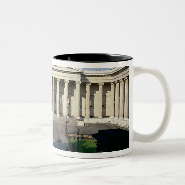 Det brittiska museet Två-Tonad mugg (Höger)