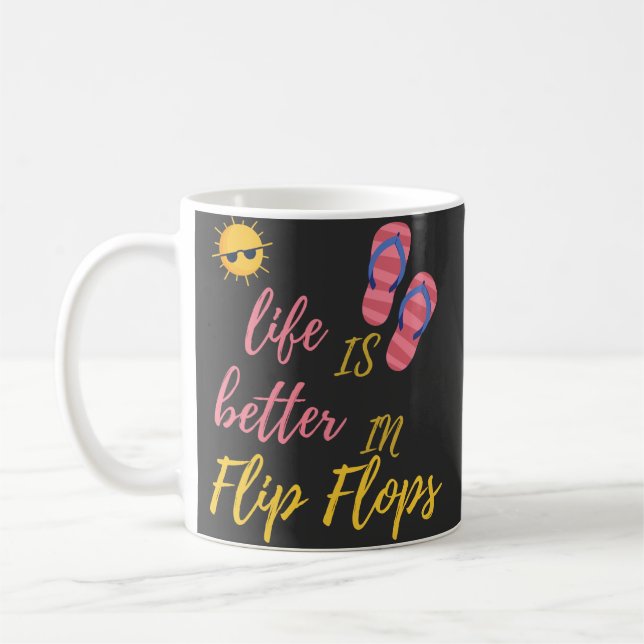 Det fina livet är bättre i Flinflip flops Sommarbu Kaffemugg (Vänster)