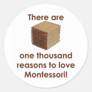 Det finns 1 000 skäl till Kärlek Montessori Runt Klistermärke