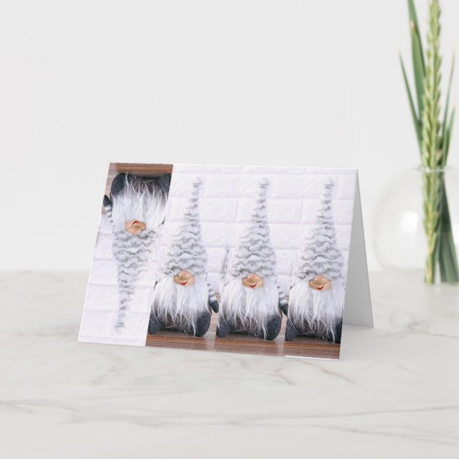 **DET FINNS EN I VARJE GRUND** FUNNY GNOME HELGKORT (Framsida)