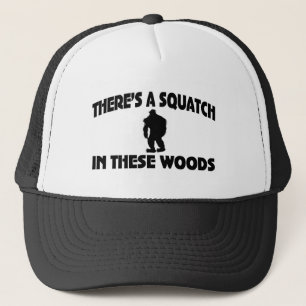 Det finns en Squatch i dessa skogen Truckerkeps
