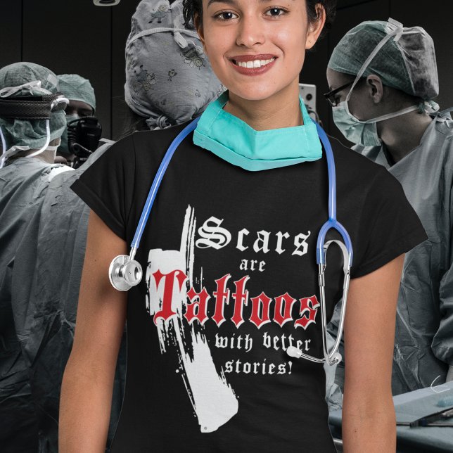 DET FINNS SKÄRMAR MED BÄTTRE SAKER PÅ MÖRKEN T SHIRT (Skapare uppladdad)