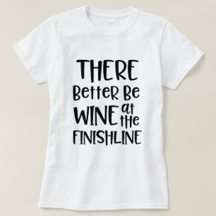 Det förbättrar är vin på mållinjemaratonen t shirt