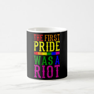 DET FÖRSTA PRIDET VAR ETT HBT-Pride-HBT-HBT-HBT-H Kaffemugg
