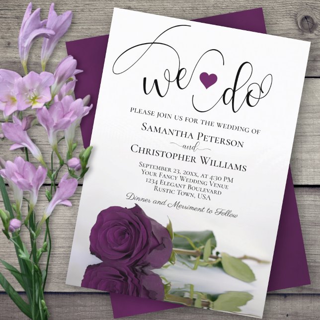 Det gör vi! Elegant Plum Lila Ro Romantic Bröllop Inbjudningar (Skapare uppladdad)