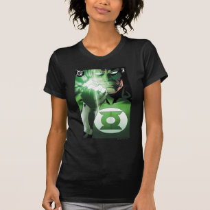 Det gröna lyktaslutet täcker upp t-shirt