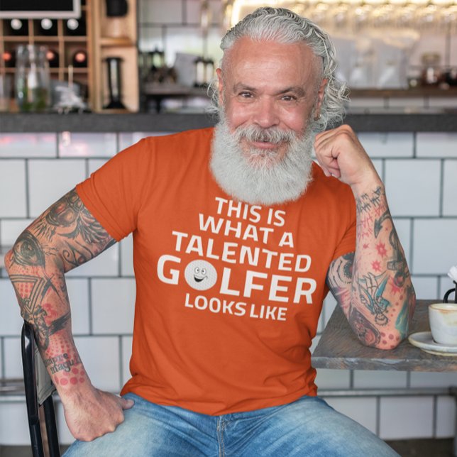 Det här är hur en begåvad golfer ser ut t shirt (Skapare uppladdad)