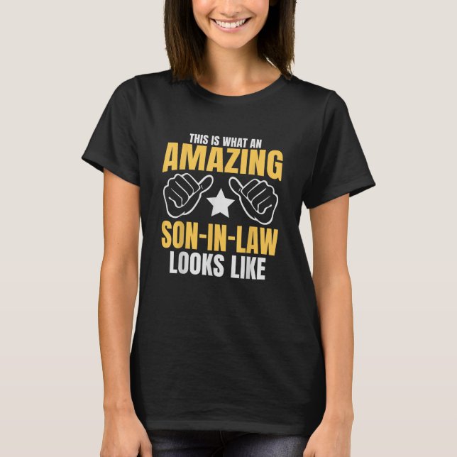 Det här är hur en Fantastisk svärson ser ut T Shirt (Framsida)