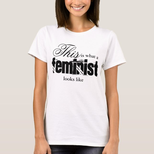 Det här är hur en feminist ser ut som T-Shirt (Framsida)