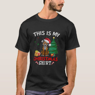 Det här är min afrikanska Vild Hund Santa Hat jul T Shirt