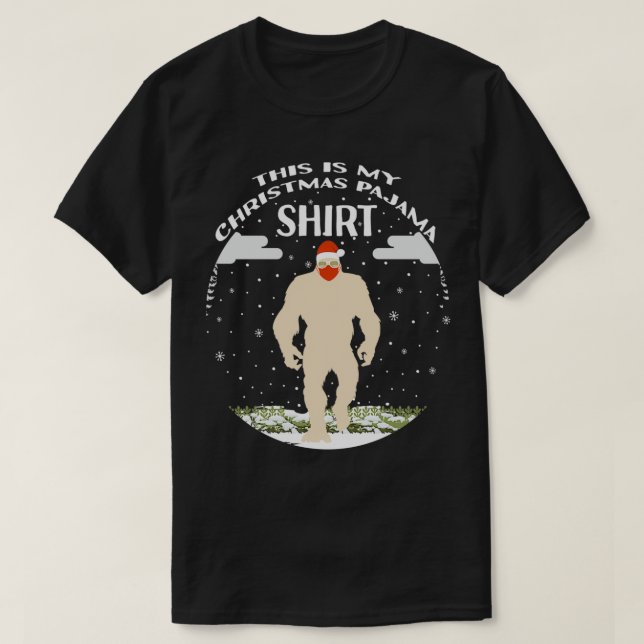 Det här är min Jul Pajama Bigfoot Sasquatch Sant T Shirt (Design framsida)