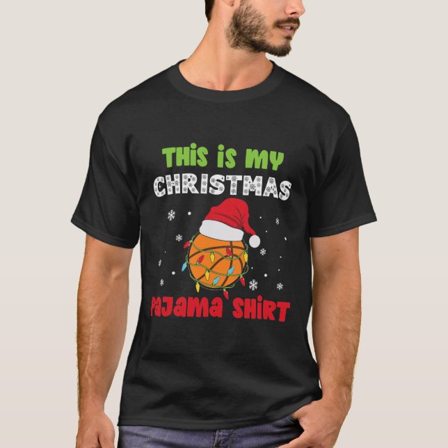 Det här är min julklapp Pajama Basketball Funny T Shirt (Framsida)