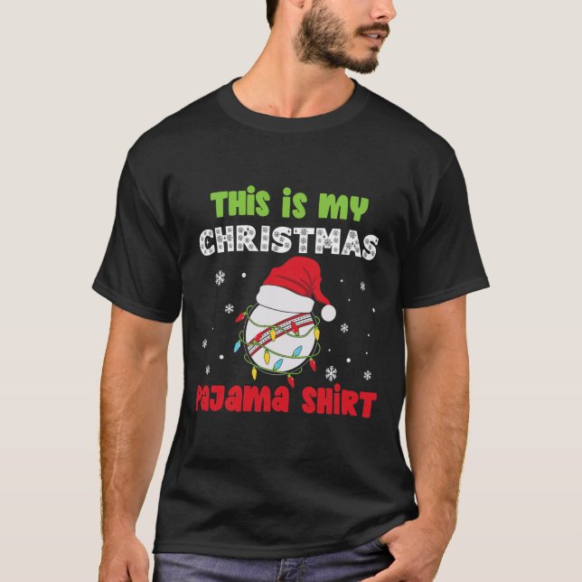Det här är min julklapp Pajama Cricket Funny T Shirt (Framsida)