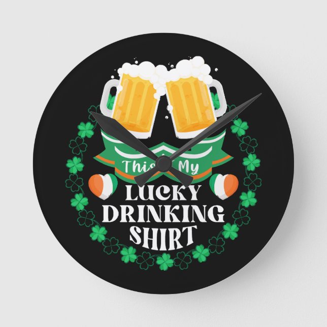 Det här är min lyckliga drickande öl St. Patrick's Rund Klocka (Framsida)