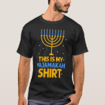 Det här är min Pajamakah Pajamakah Chanukah Jewish T Shirt<br><div class="desc">Det här är min Pajamakah Pajamakah Chanukah-judiska helgdag.</div>
