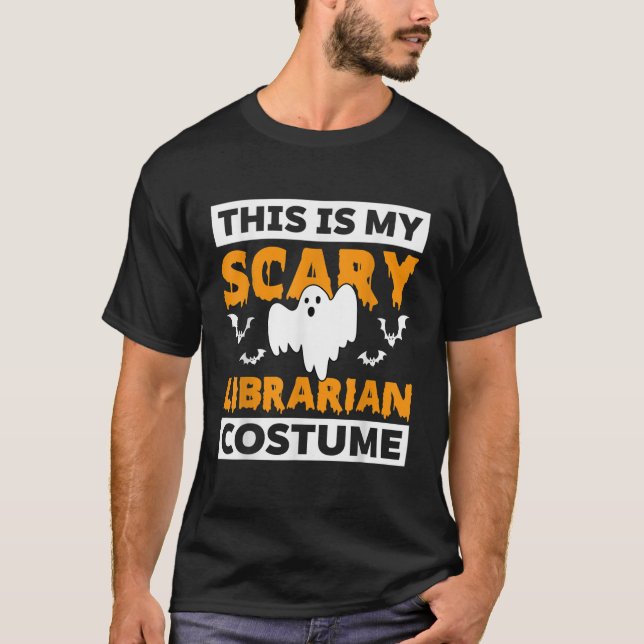 Det här är min Scary Librarian Costume Ghost Hallo T Shirt (Framsida)