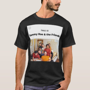 Det här är Sammy Rae& Friends Sticker T Shirt