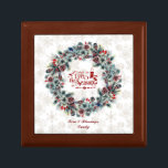 "Det här är säsong Winter-julen Party Minnesask<br><div class="desc">Unik utformning med en vinter-krans med vattenfärg (heliga,  löv,  koner och gräs grenar) och gloriga faux red glitter "tis the säsonge"-typografi med ljus och prydnadsämnen.</div>