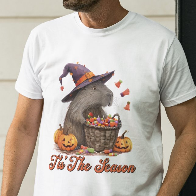 Det här är säsongen Capybara Halloween Funny T-Shi T Shirt (Skapare uppladdad)