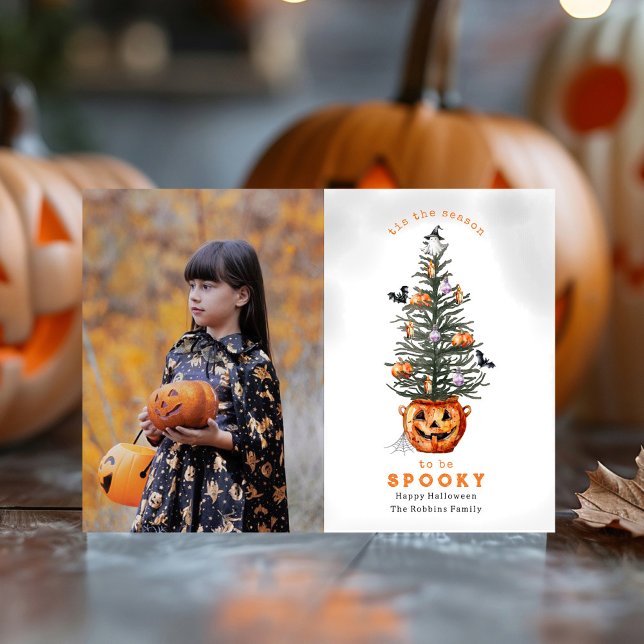 Det här är säsongstalesättet Halloween Träd Photo (Skapare uppladdad)