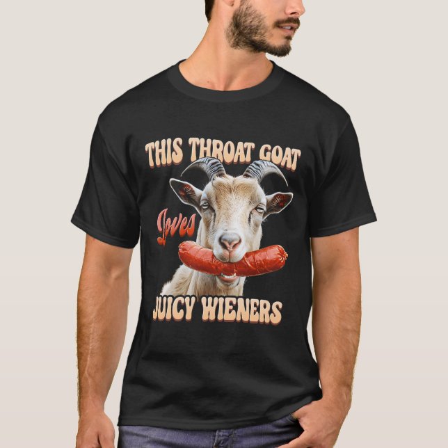 Det här hotet Goat Sväljer Juicy Wiener Goat Holdi T Shirt (Framsida)