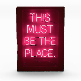 "Det här måste vara Ställe"-låset för akryldekan