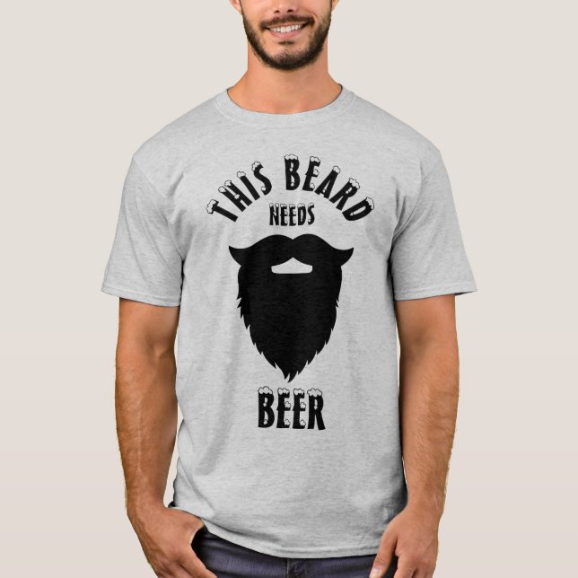 Det här skägget behöver öl, t shirt (Framsida)