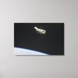 Det Hubble utrymmeteleskop i omlopp ovanför jord 2 Canvastryck