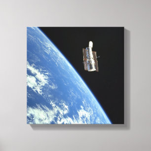 Det Hubble utrymmeteleskop med en blåttjord Canvastryck