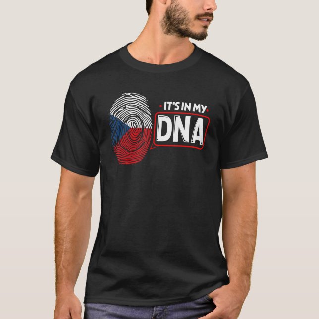 Det i min DNA-Flagga Tjeckiska patriotiska tjeckis T Shirt (Framsida)