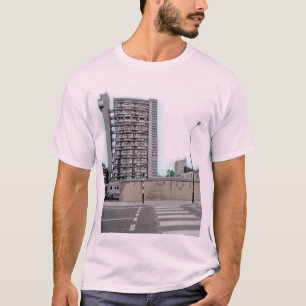 DET ICONIC LONDON TRELLICK TORN URBAN FOTOGRAFERAR T-SHIRT