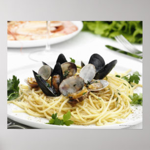 Det italienska cuisineet. Spaghetti alle vongole. Poster