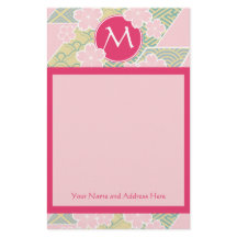 Det japanska Sakura körsbäret blomstrar