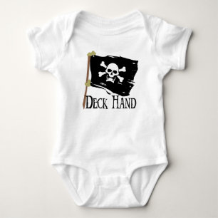 Det Jolly Roger däcket räcker T-shirt