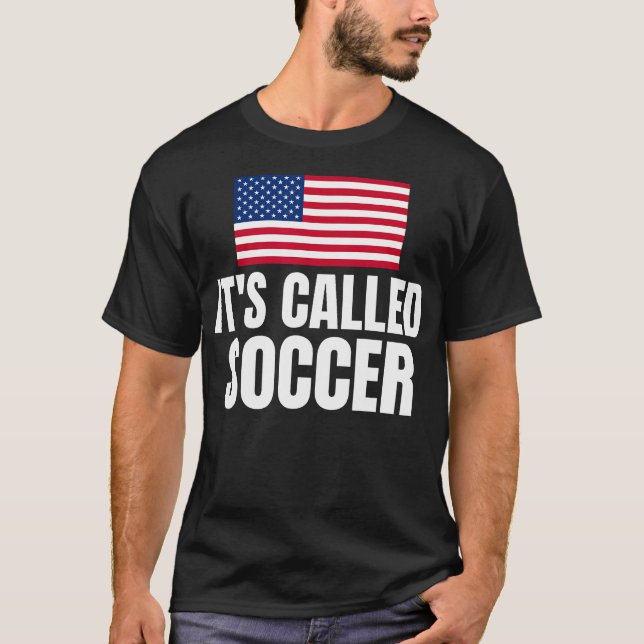 Det kallas för "Soccer" T Shirt (Framsida)