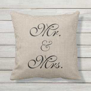 Det lantliga älsklingbord kudder - utomhus- utomhuskudde