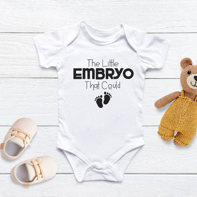 Det lilla embryot som kunde  t shirt (Skapare uppladdad)